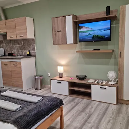Apartament Belvarosi Pihenohaz *