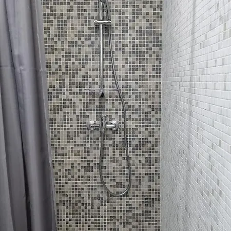 Belvarosi Pihenohaz Apartment Bekescsaba