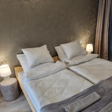 Belvarosi Pihenohaz Apartament *